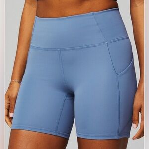 Fabletics Oasis PureLuxe Short (NWOT)